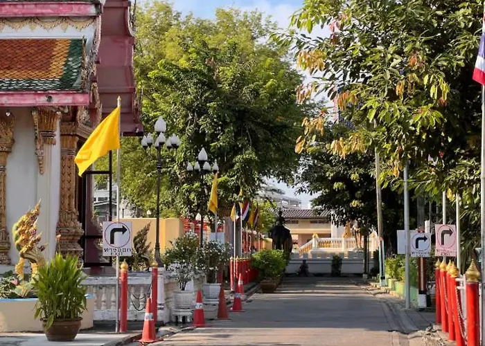 Tiny Cozy - Wat Arun Hostel Bangkok