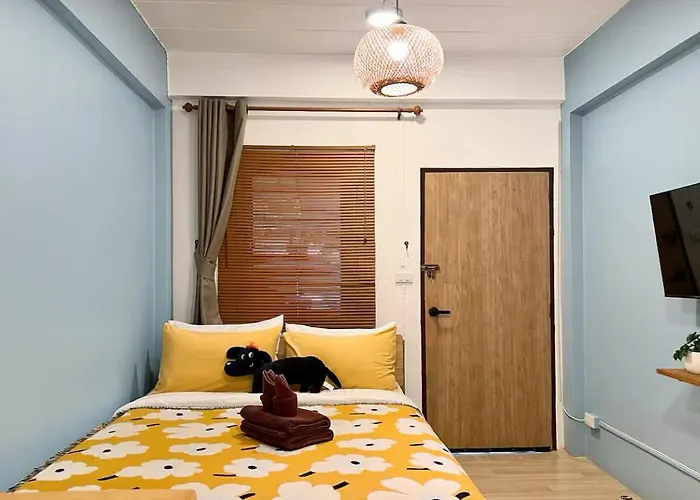 Tiny Cozy - Wat Arun Hostel Bangkok