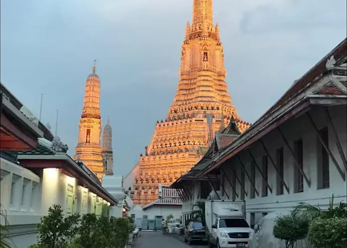 Tiny Cozy - Wat Arun Hostel